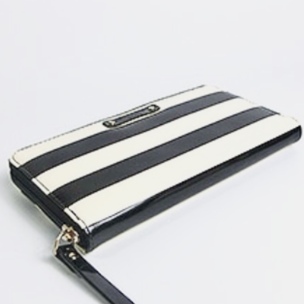 Kate Spade Wallet - Picture 6 of 6